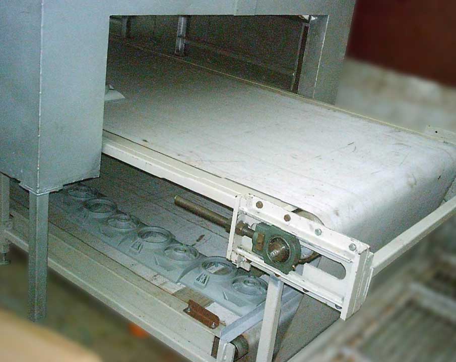 Belt Conveyor Paint Booth System